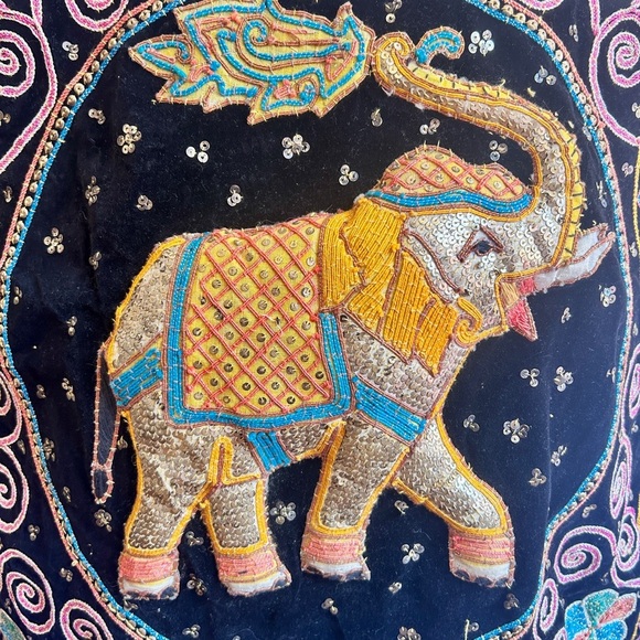 Vintage Hippie Elephant Embroidered Velvet Vest - Picture 6 of 9